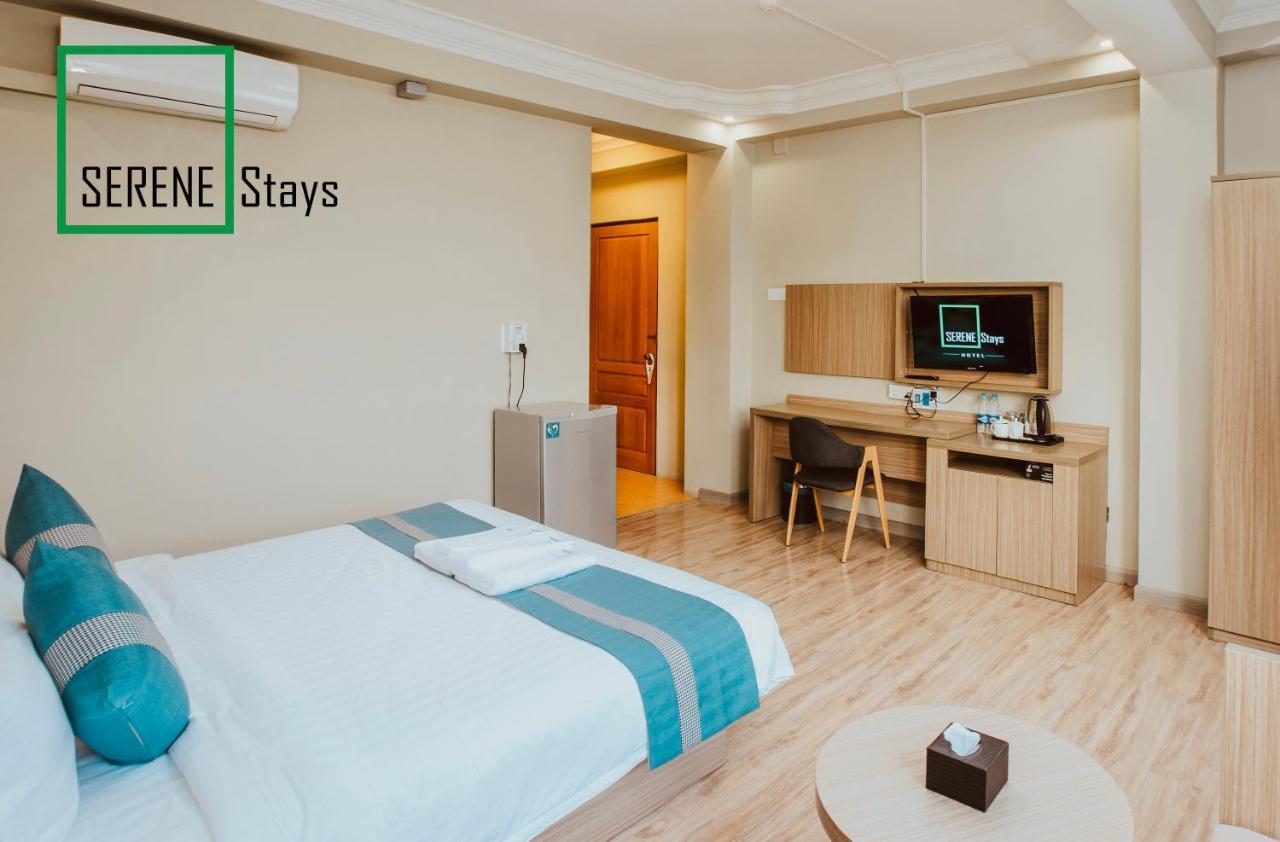 Serene Stays Hotel Rangoon Buitenkant foto